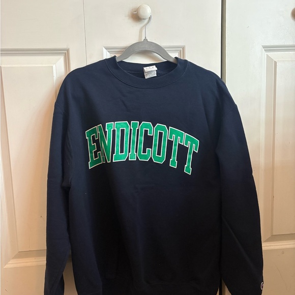 Champion Tops - Endicott College Crewneck